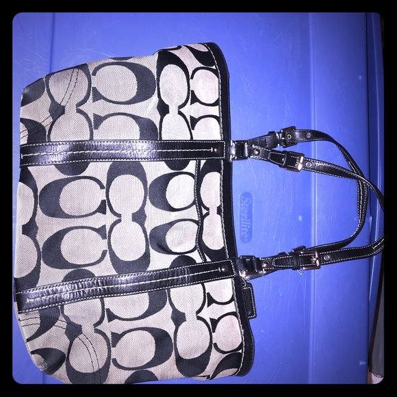 Coach Handbags - Coach bag